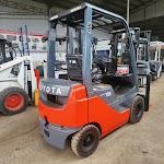 Xe nâng máy dầu 1.5 tấn Toyota 02-8FD15, nâng cao 3m