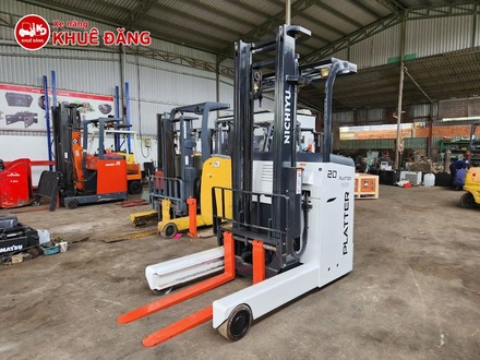 Xe nâng điện 2 tấn đứng lái Nichiyu FBRA20-75-400, nâng cao 4m