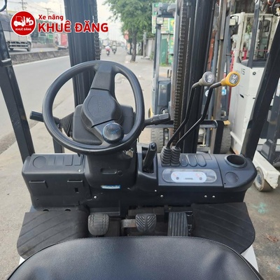 Xe nâng dầu 1.5 tấn Unicarriers FD15T14